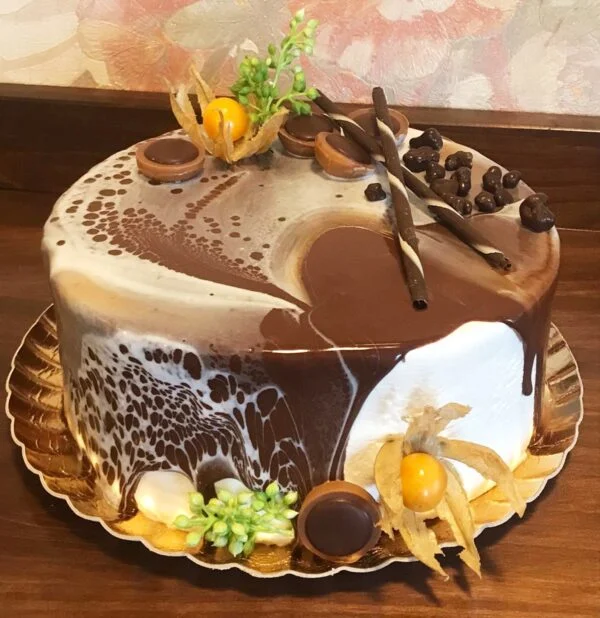 Tort Ciocolata - Tort Aniversare - Cofetarie Dorohoi, Darabani